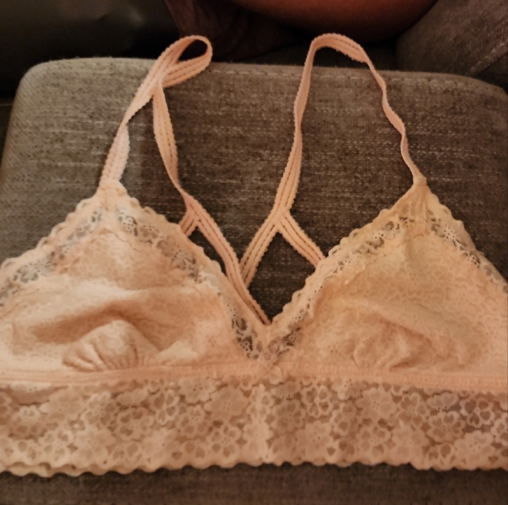 Aerie Lace Bralette in Soft Pink